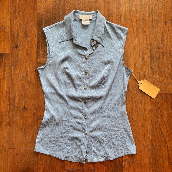 Vintage Escada Blue Silk Cheetah Sleeveless Button Down Top | Size 36 - Picture 7 of 7